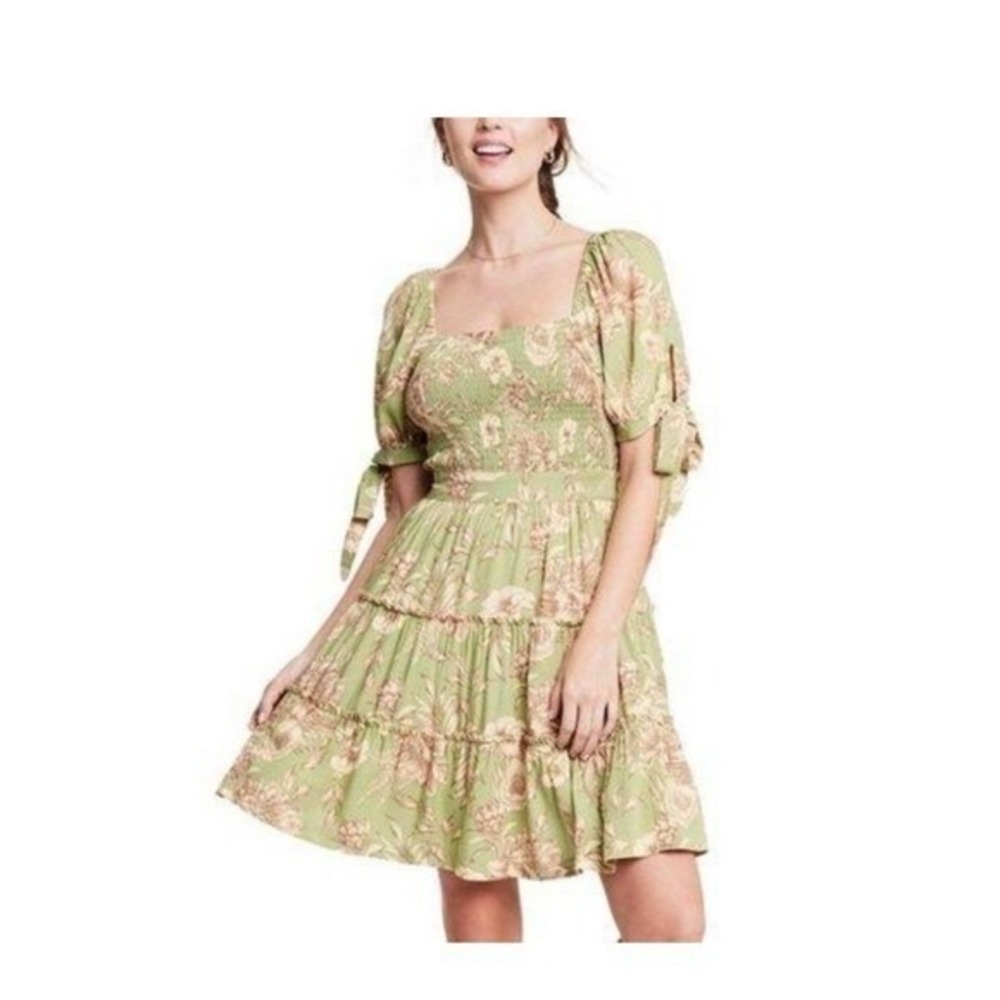 Agua Bendita Romantic Floral Print Puff‎ Sleeve Mini Dress